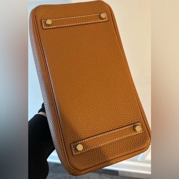 Hermes Birkin 30 Togo Gold GHW - Picture 3 of 8